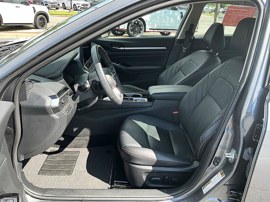 Certified Used 2024 Gun Metallic Nissan 2.5 SR image 12