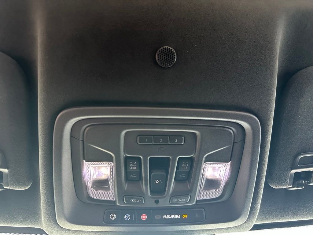 Used 2024 Black GMC Denali Ultimate image 27