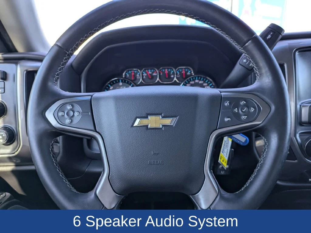 Used 2018 Silver Chevrolet LT image 25