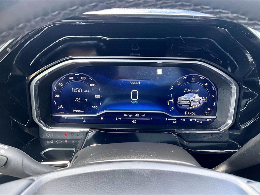 Used 2023 Black Chevrolet LT image 25
