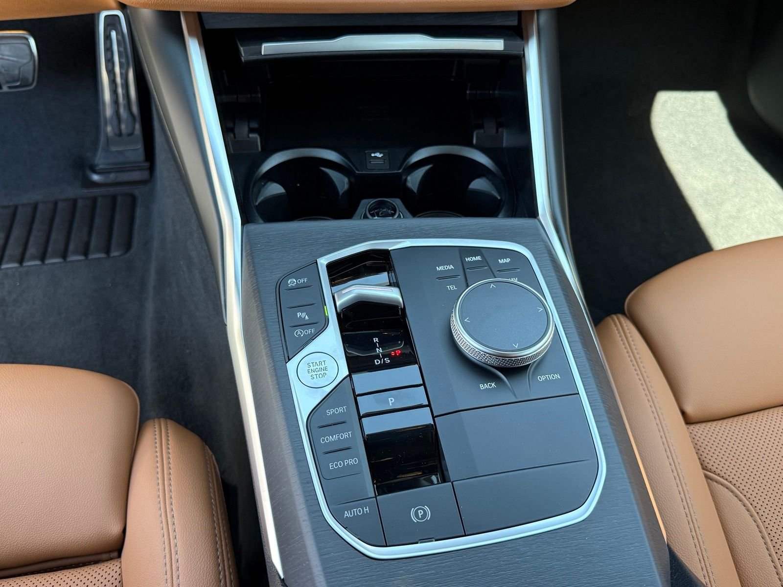 New 2026 Mineral White Metallic BMW 330i image 26