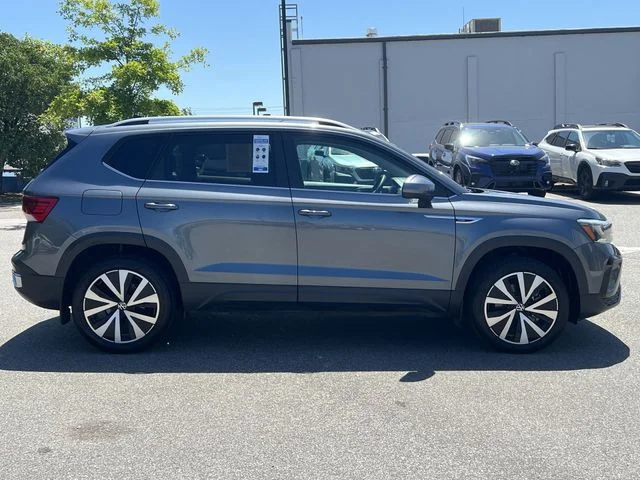 2022 Volkswagen Taos SE - Photo 14
