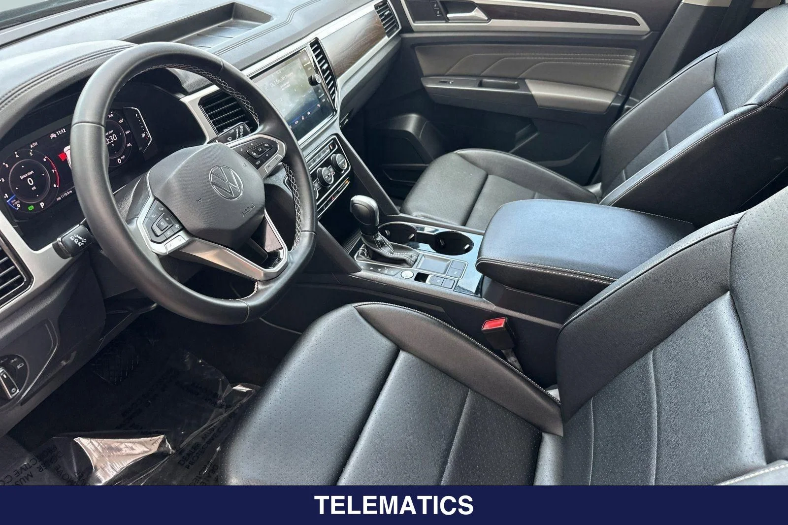 Used 2023 Black Volkswagen 3.6L V6 SE w/Technology image 11