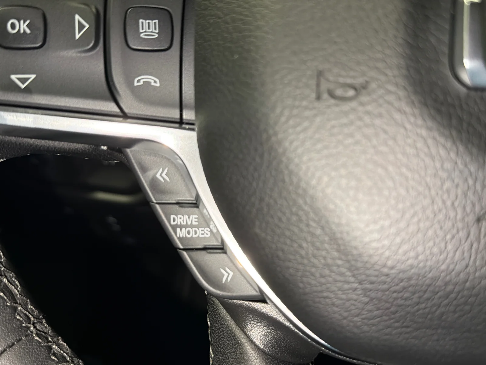 New 2027 Tank Exterior Paint RAM Laramie image 32