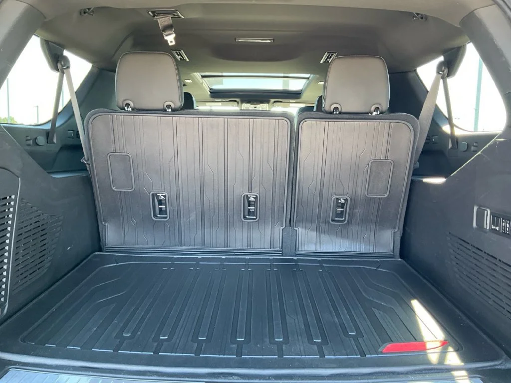 Used 2022 Onyx Black GMC Denali image 29