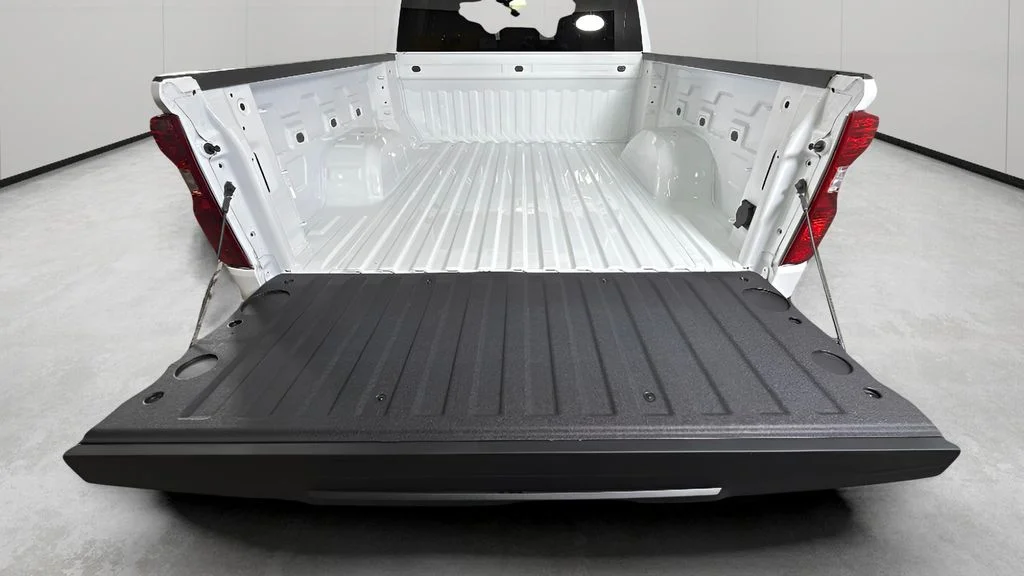 Used 2026 White Chevrolet Custom image 28