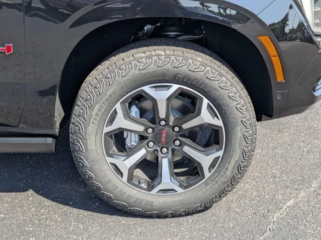 New 2026 Onyx Black GMC AT4 image 11