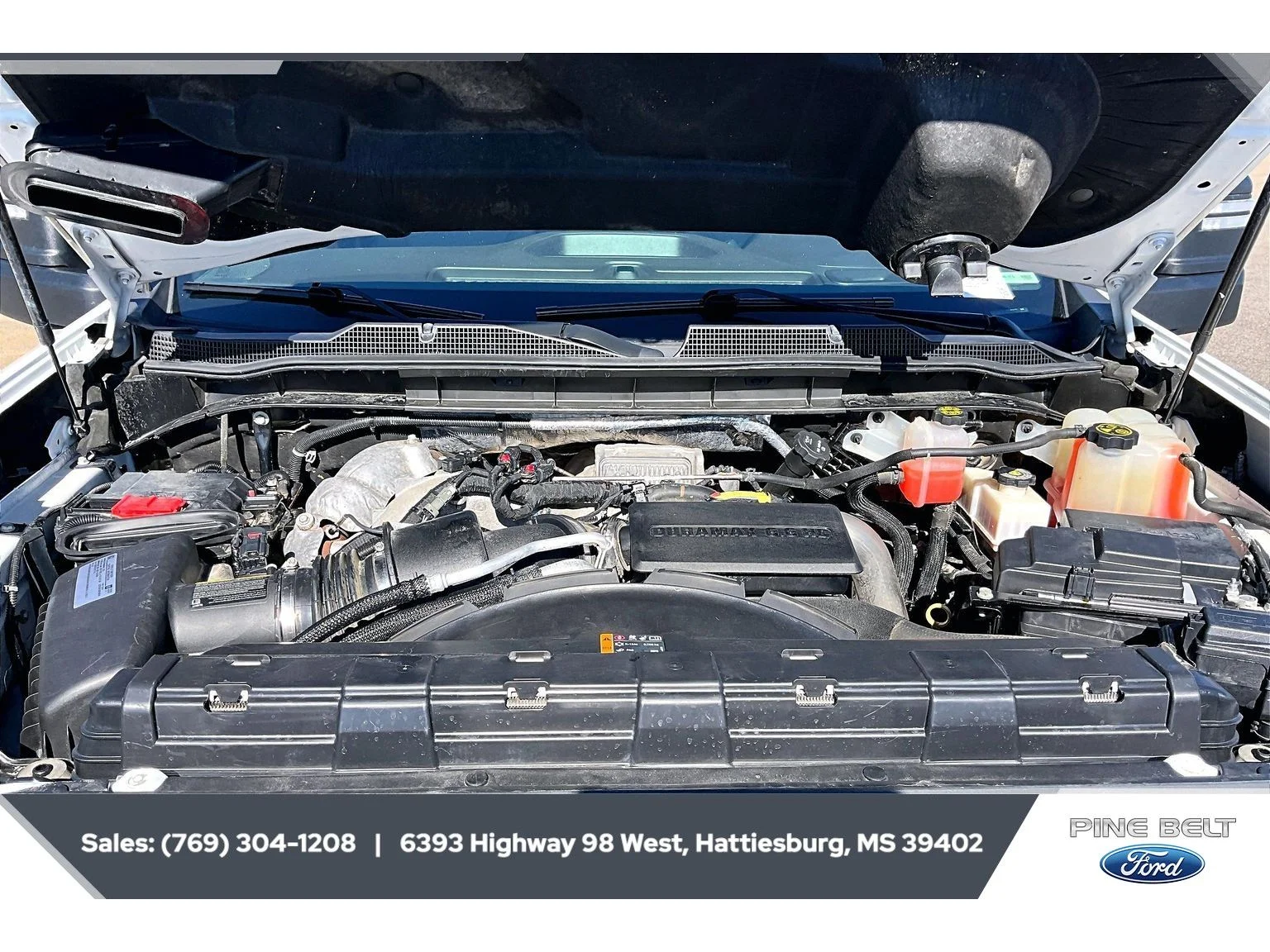 Used 2021 Summit White Chevrolet LT image 8