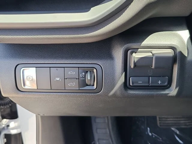 New 2026 Summit White Chevrolet LT - Extended Range image 24