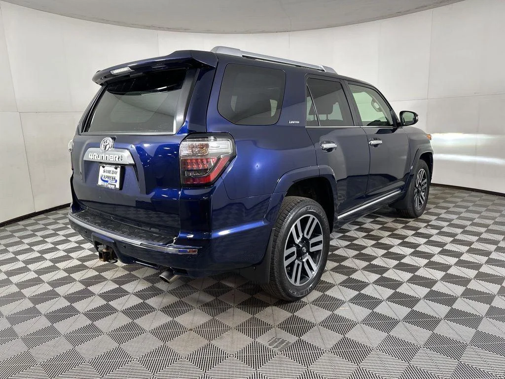 Used 2022 Nautical Blue Metallic Toyota Limited image 21
