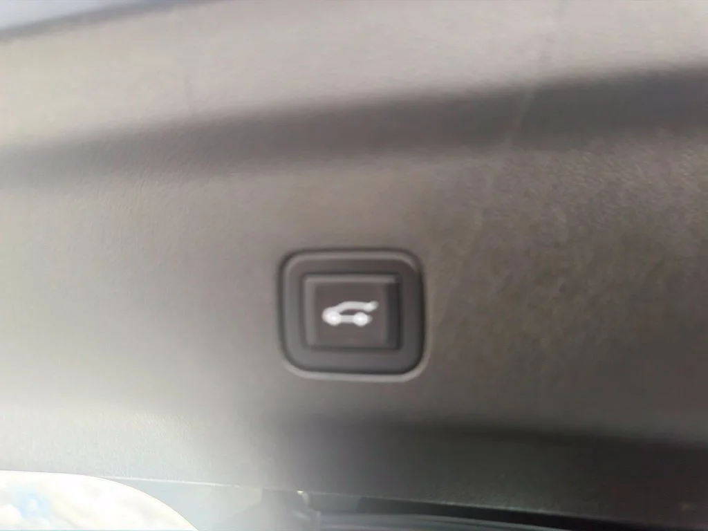Used 2022 Satin Steel Metallic Chevrolet RST image 16