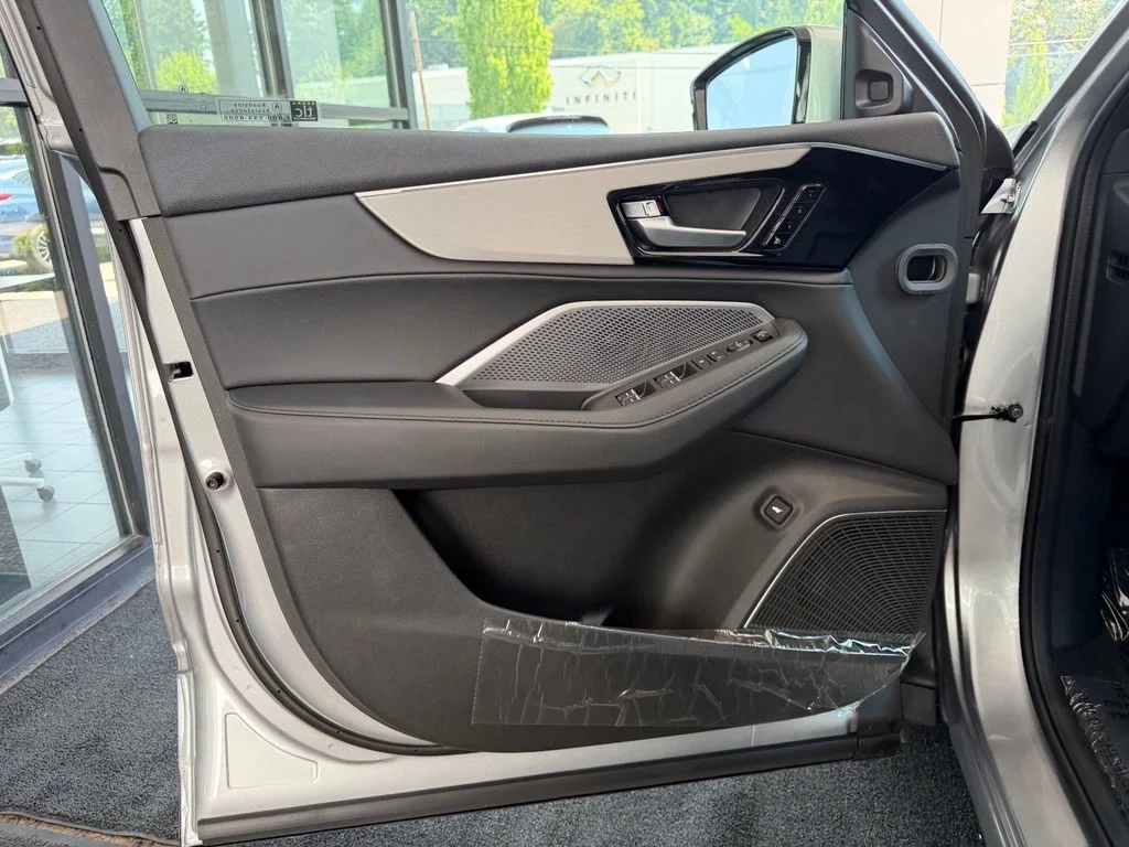 New 2026 Solar Silver Metallic Acura Base image 11