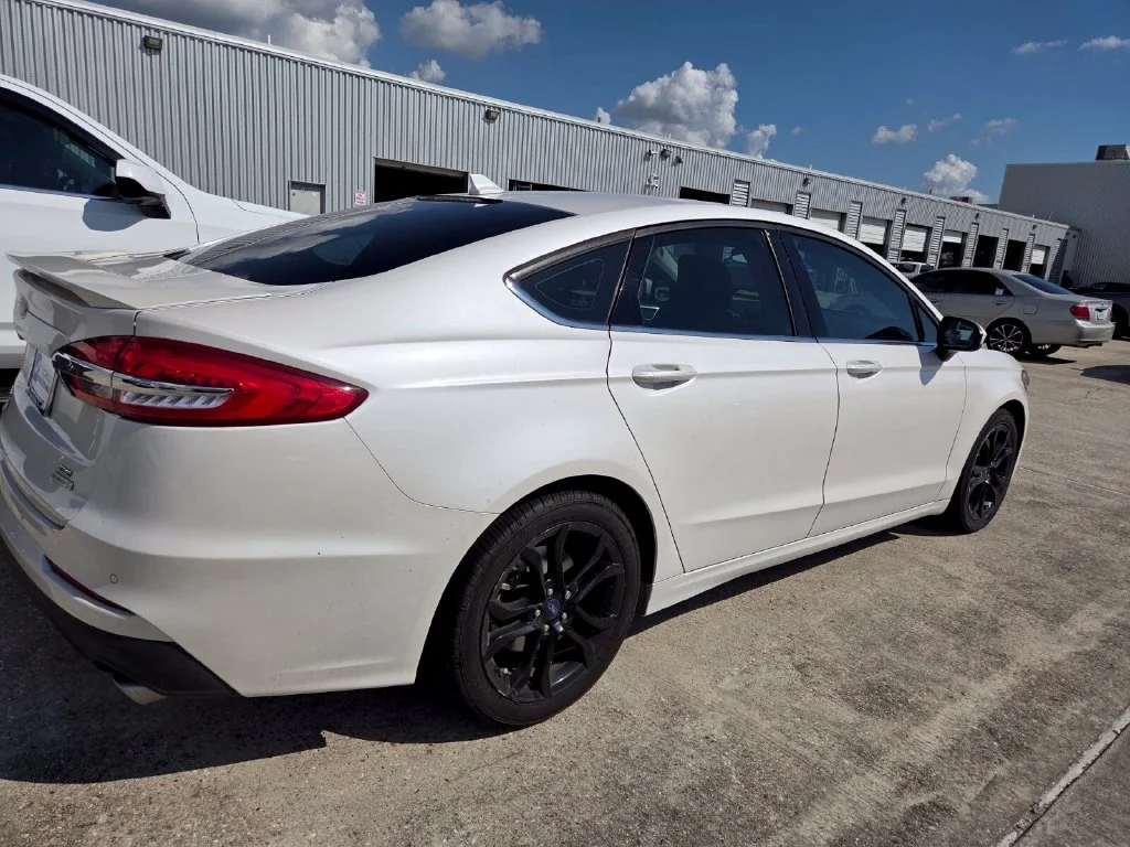 Used 2019 White Ford SE image 4