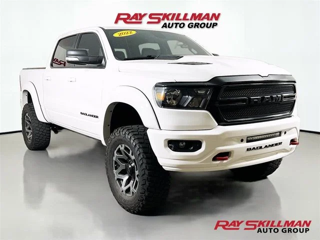 2022 RAM 1500 Big Horn/Lone Star 4x4 Crew Cab 5'7's photo