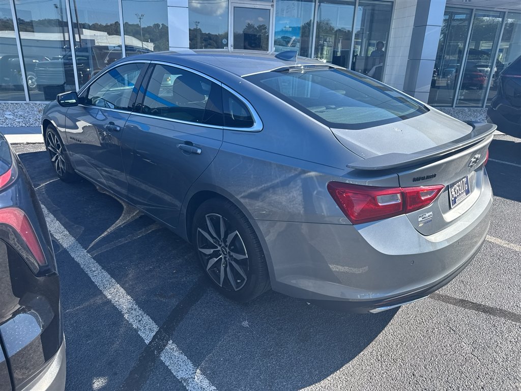 Used 2024 Sterling Gray Metallic Chevrolet RS image 6