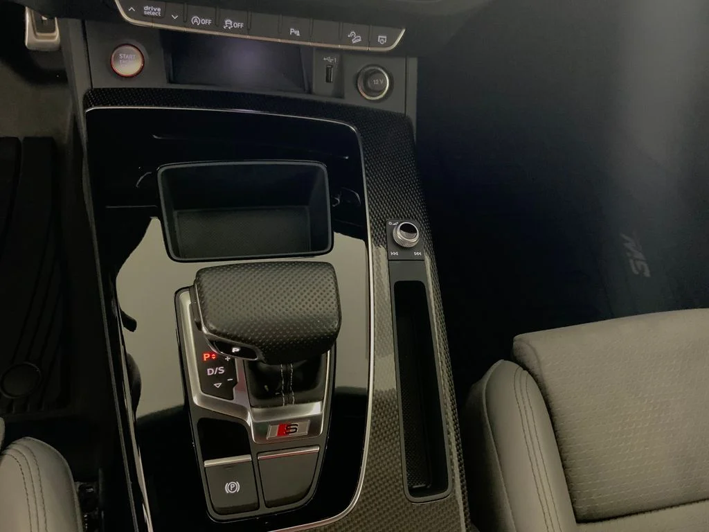 Used 2022 Gray Audi Premium image 29
