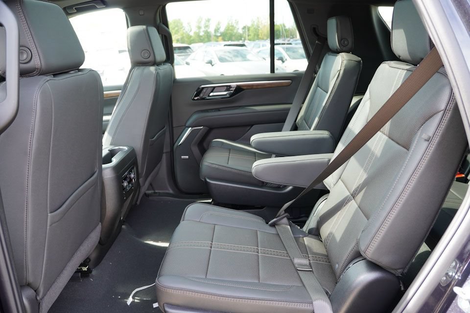 2026 Chevrolet Tahoe High Country - Photo 12