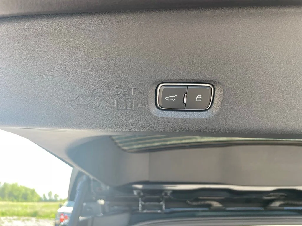 New 2026 Stone Blue Metallic Ford MAX Active image 12