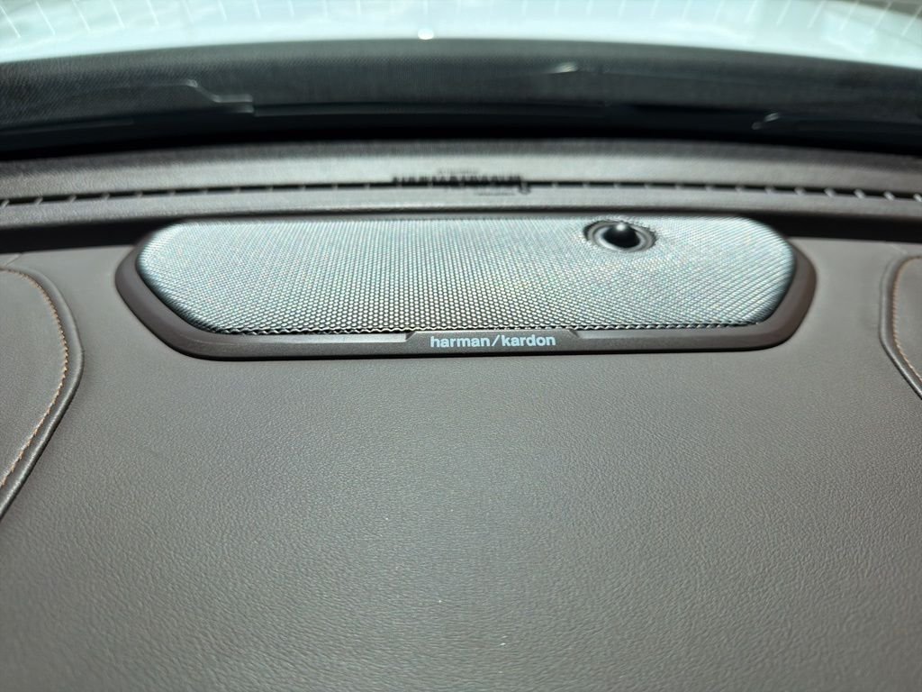 New 2026 Bright White Clear-Coat Exterior Paint RAM Limited Longhorn image 25