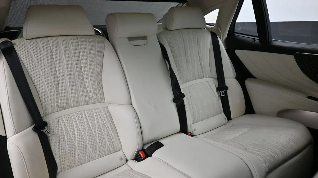 Used 2022 Black Lexus 500 Base image 12