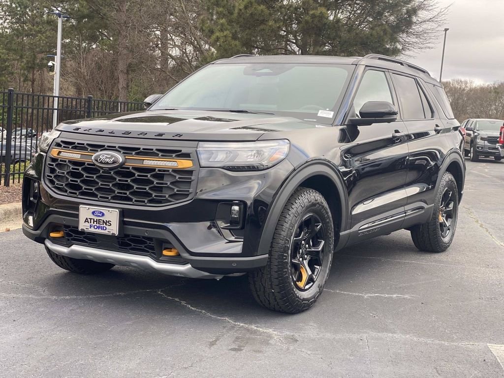New 2026 Agate Black Metallic Ford Tremor® image 7