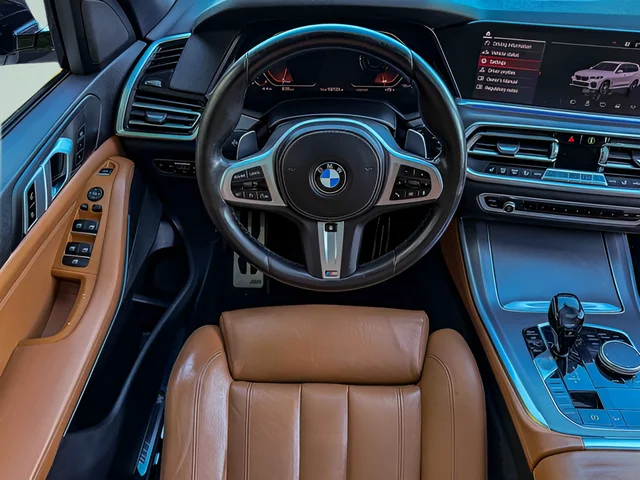 Used 2019 White BMW xDrive40i image 16