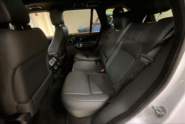 Used 2021 White Land Rover Westminster image 14