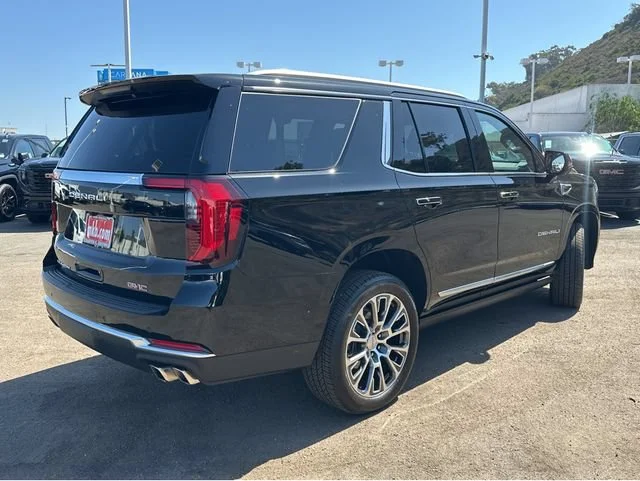 2026 GMC Yukon Denali - Photo 11
