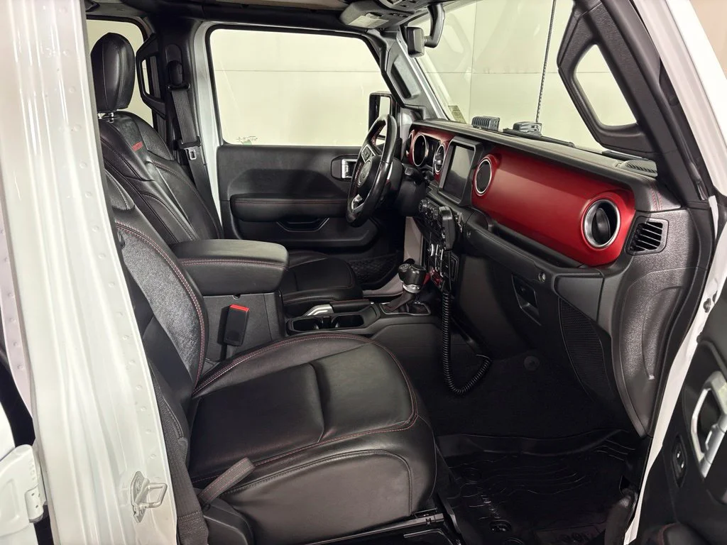 Used 2022 White Jeep Rubicon image 22