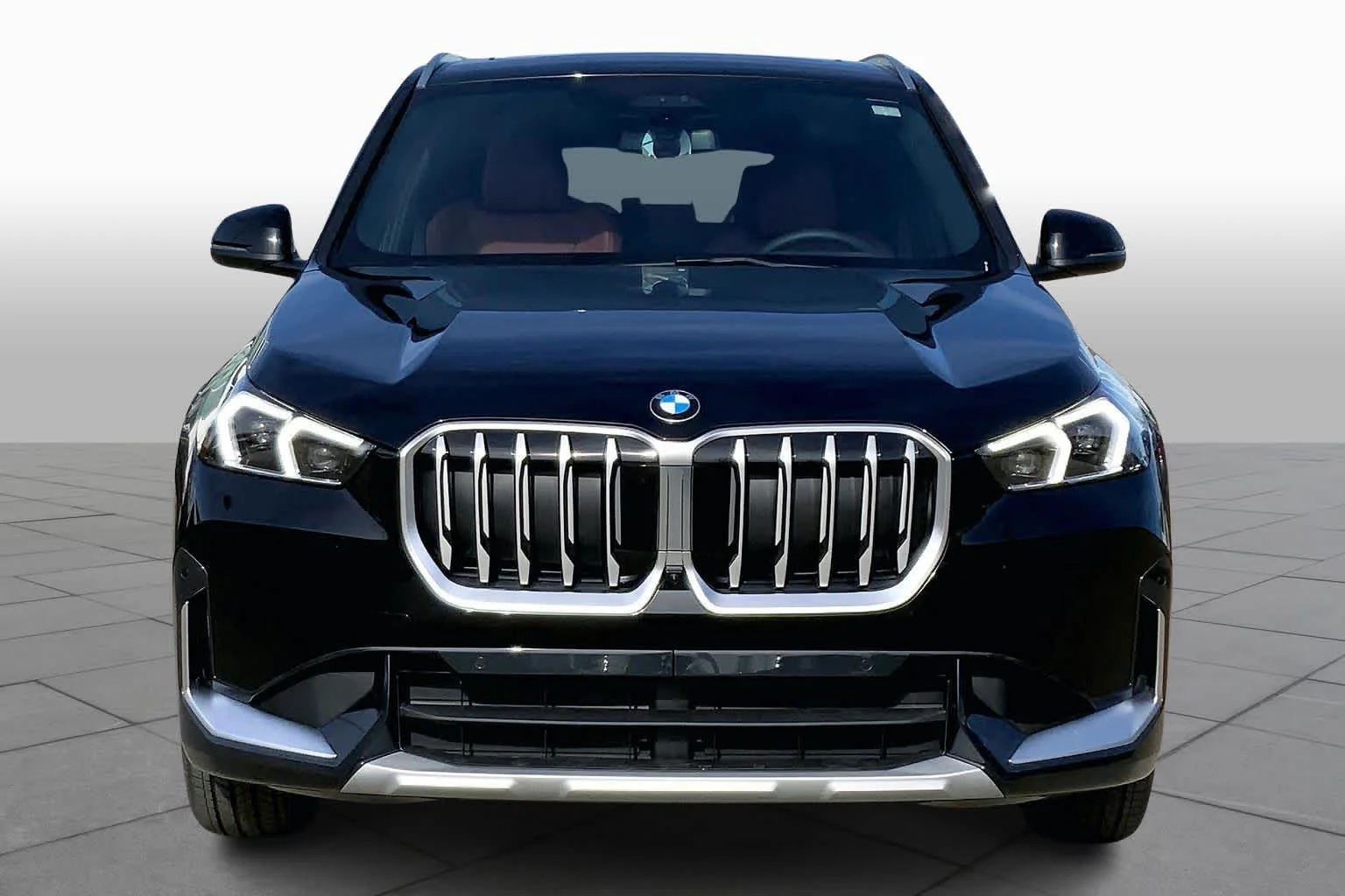 New 2026 Black Sapphire Metallic BMW xDrive28i image 3