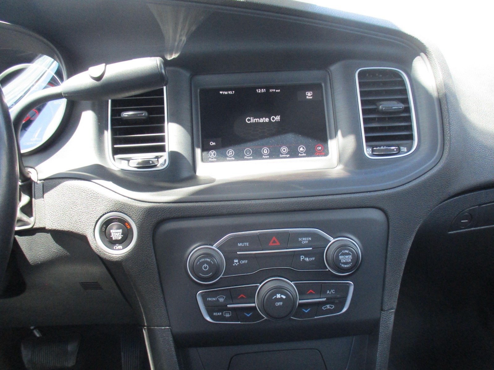 Used 2023 WHITE Dodge Police image 18
