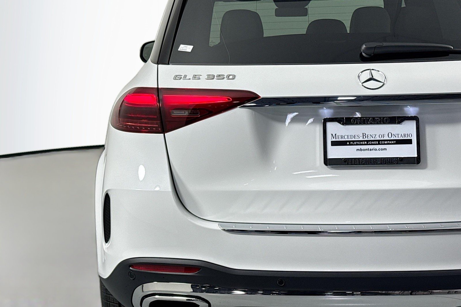 New 2026 MANUFAKTUR Moonlight White Metallic Mercedes-Benz GLE 350 SUV image 14