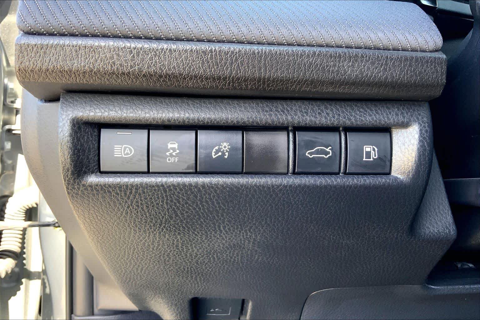 Used 2025 Heavy Metal Toyota SE image 33