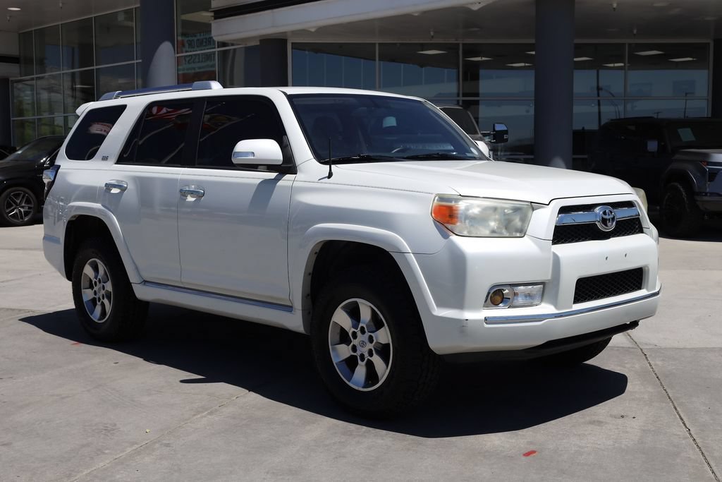 Used 2013 Blizzard Pearl Toyota SR5 image 8