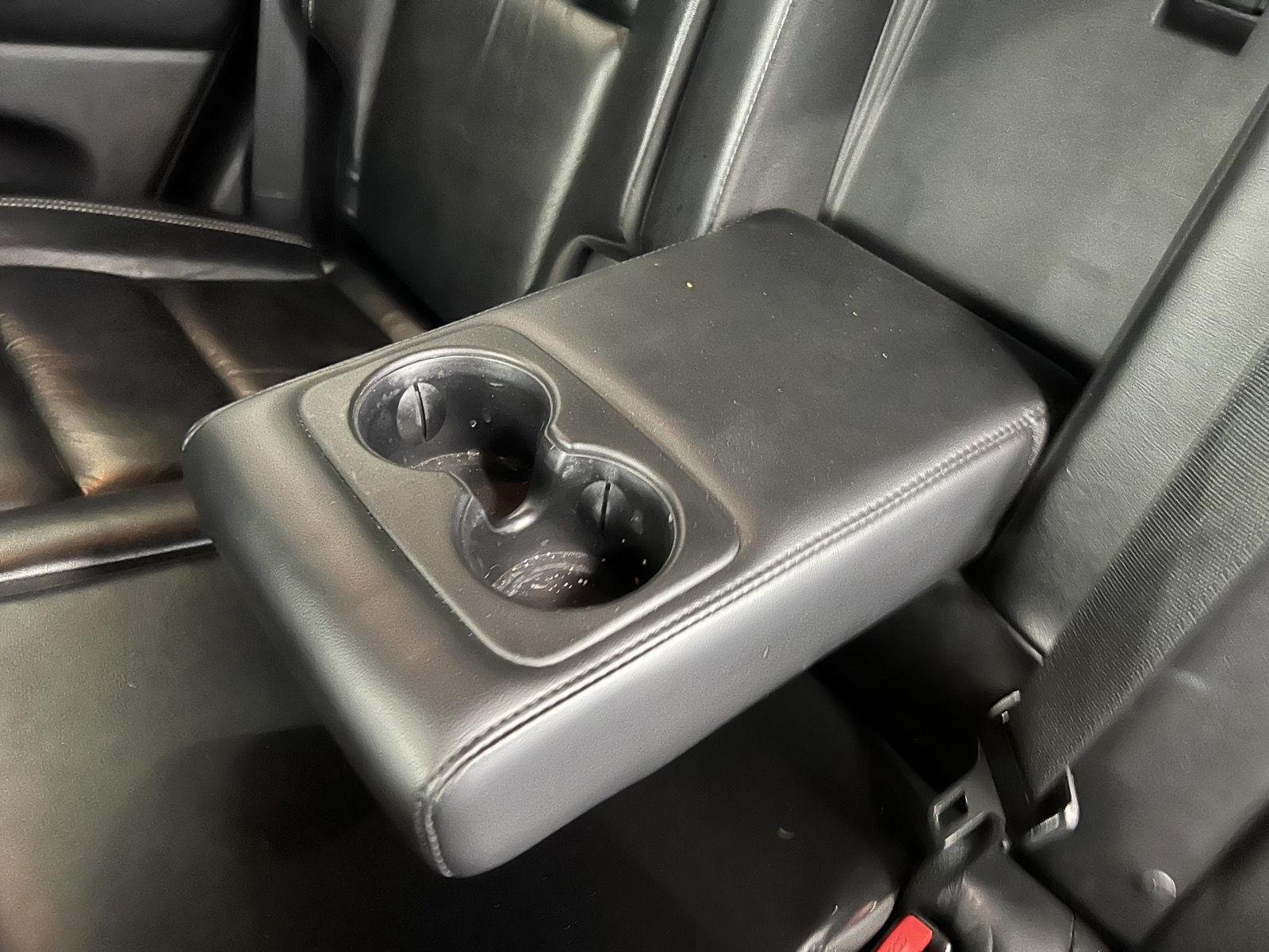 Used 2015 Billet Silver Metallic Clearcoat Jeep Limited image 24