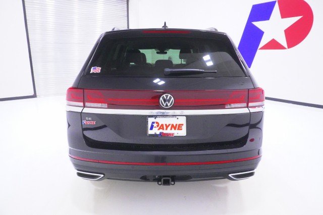 Used 2024 BLACK Volkswagen 2.0T SE w/Technology image 7