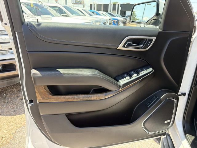 Used 2018 WHITE FROST TRICOAT GMC Denali image 25