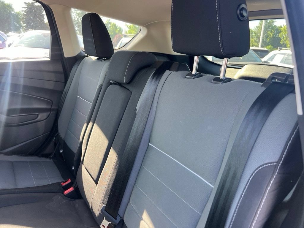 Used 2015 Magnetic Ford SE image 20