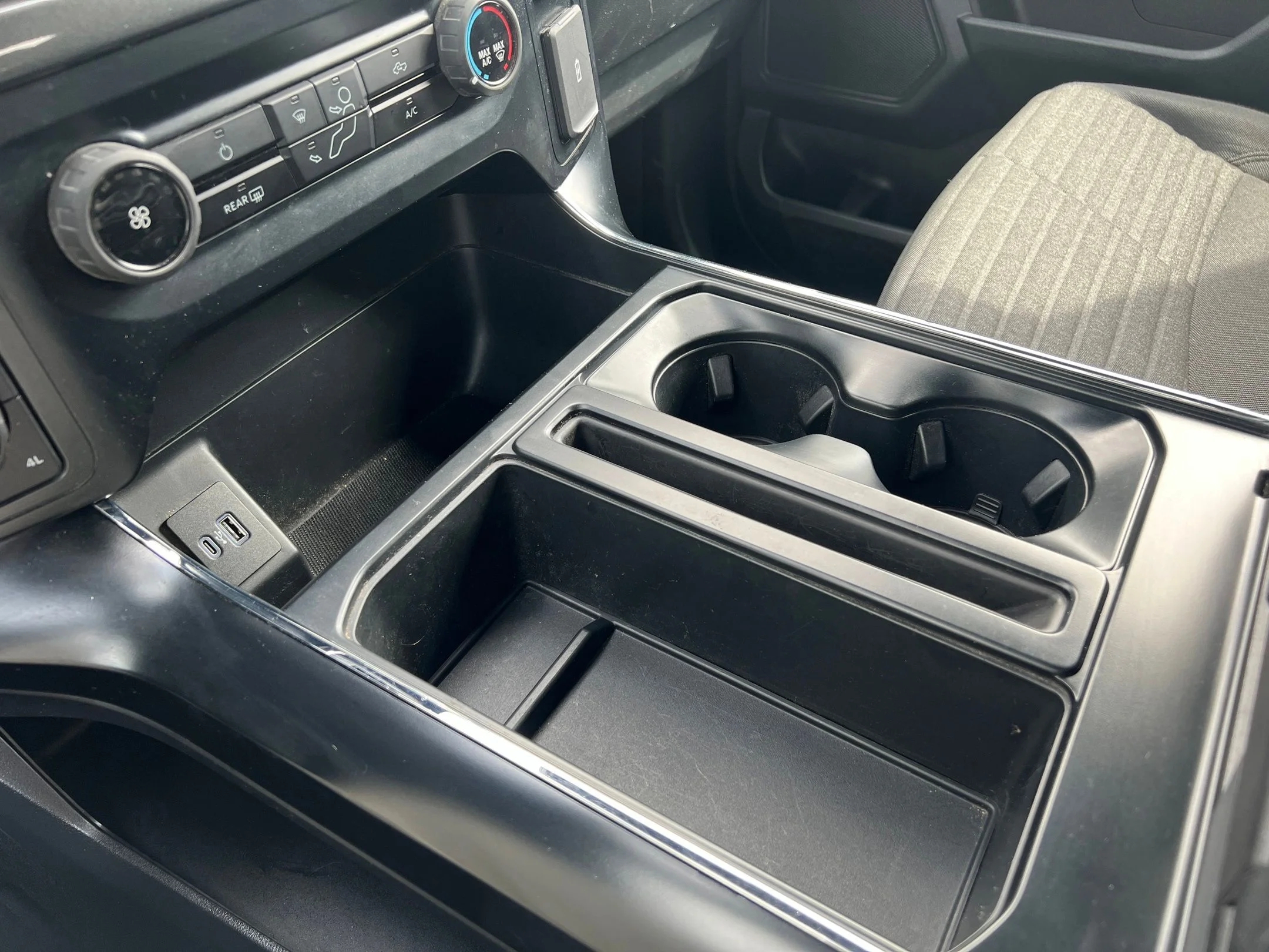 Used 2023 Gray Ford XL image 29
