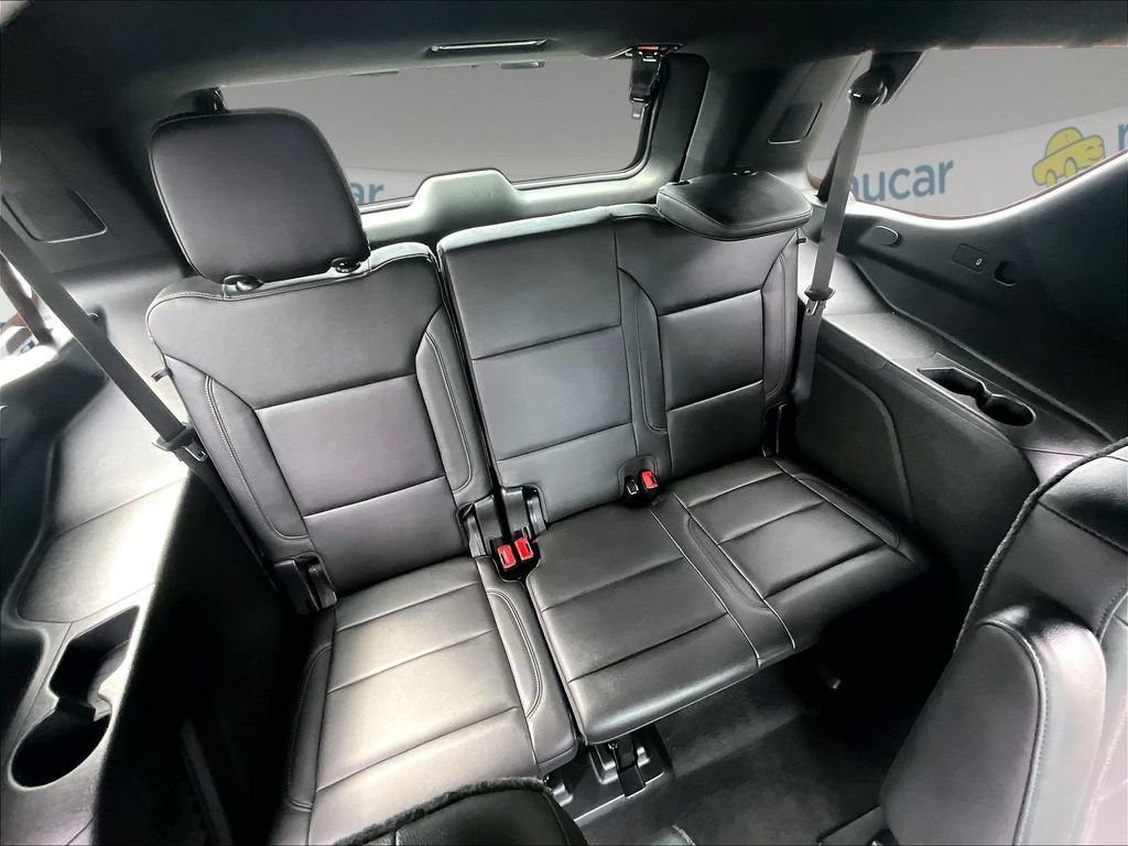 Used 2021 Gray Chevrolet Z71 image 16