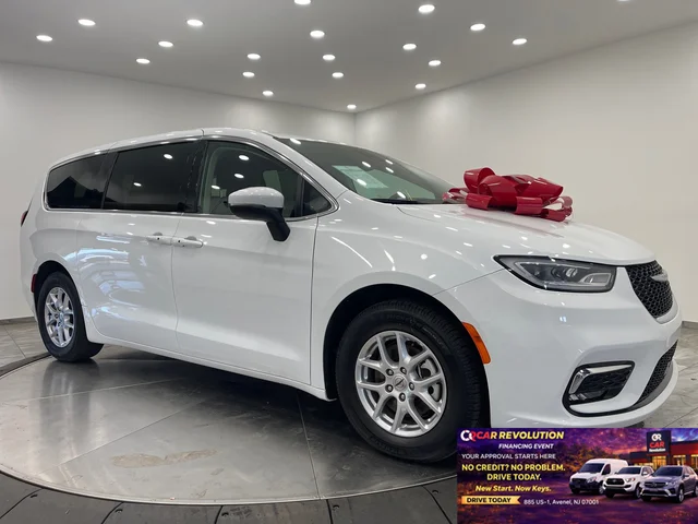 2023 Chrysler Pacifica Touring L FWD