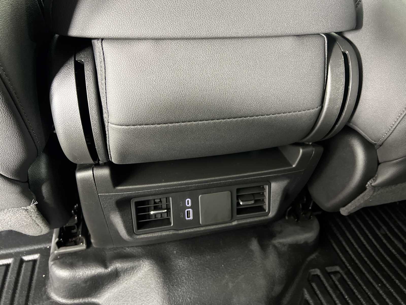 2026 GMC Sierra 2500HD Pro - Photo 18