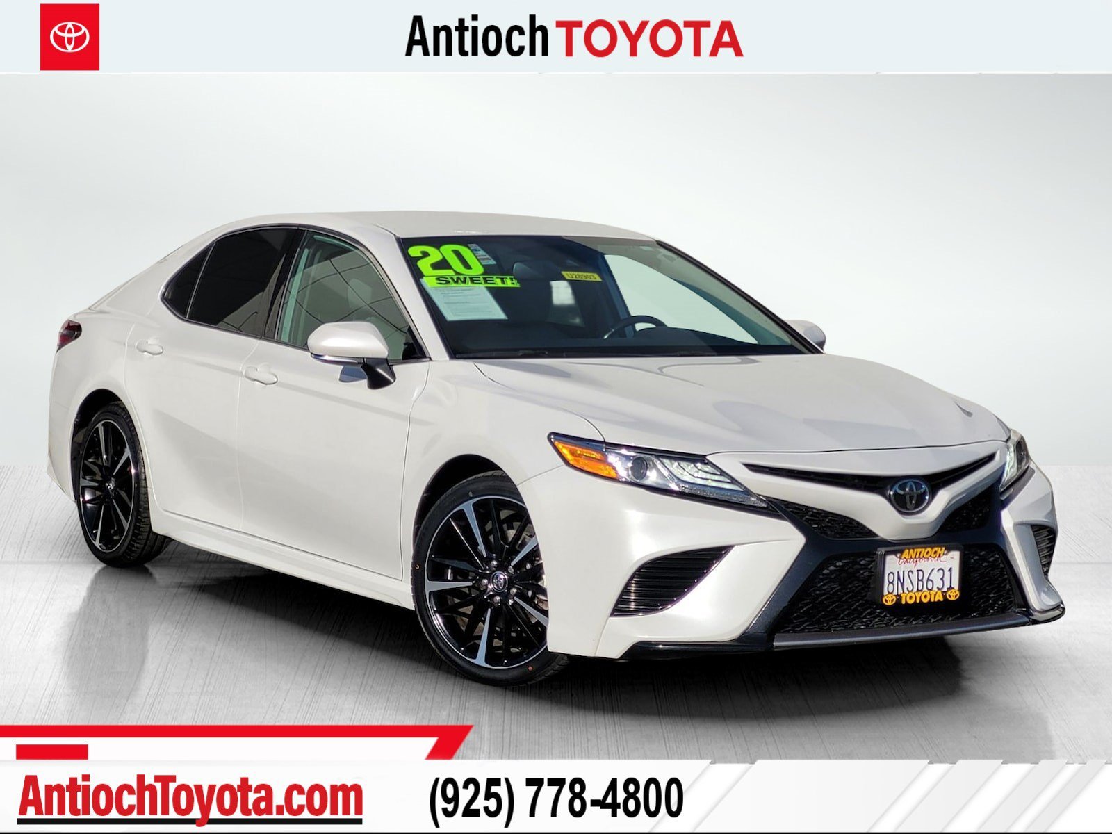Used 2020 WIND CHILL PEARL Toyota XSE image 1