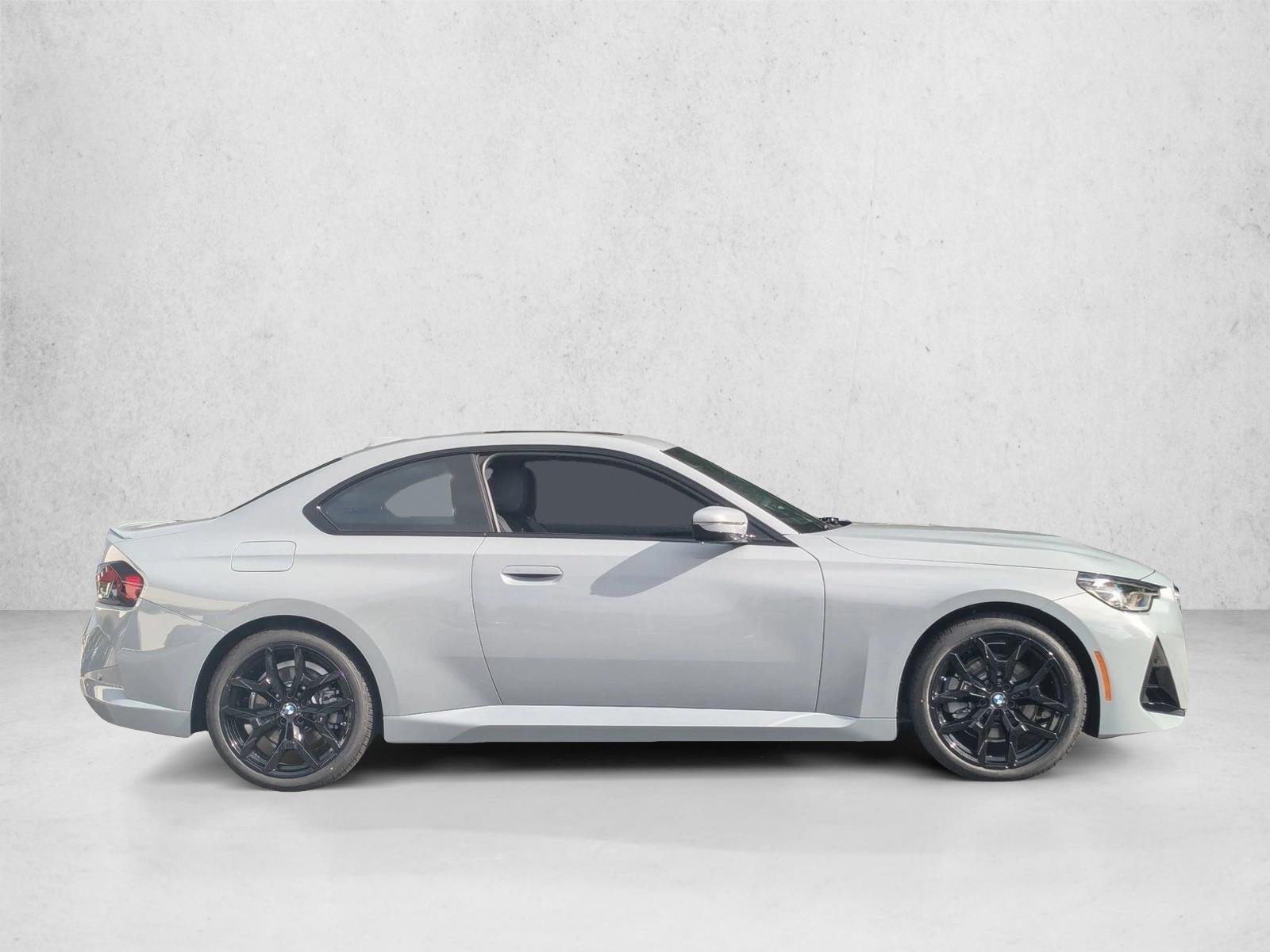 2025 BMW 2 Series 230i - Photo 5