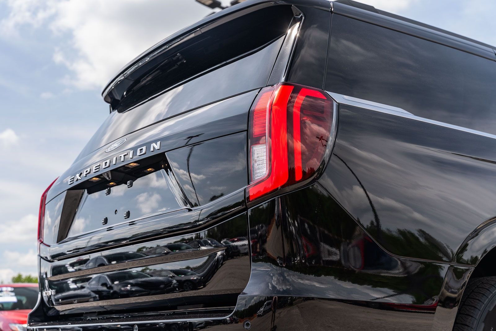 New 2026 Agate Black Metallic Ford Active image 10