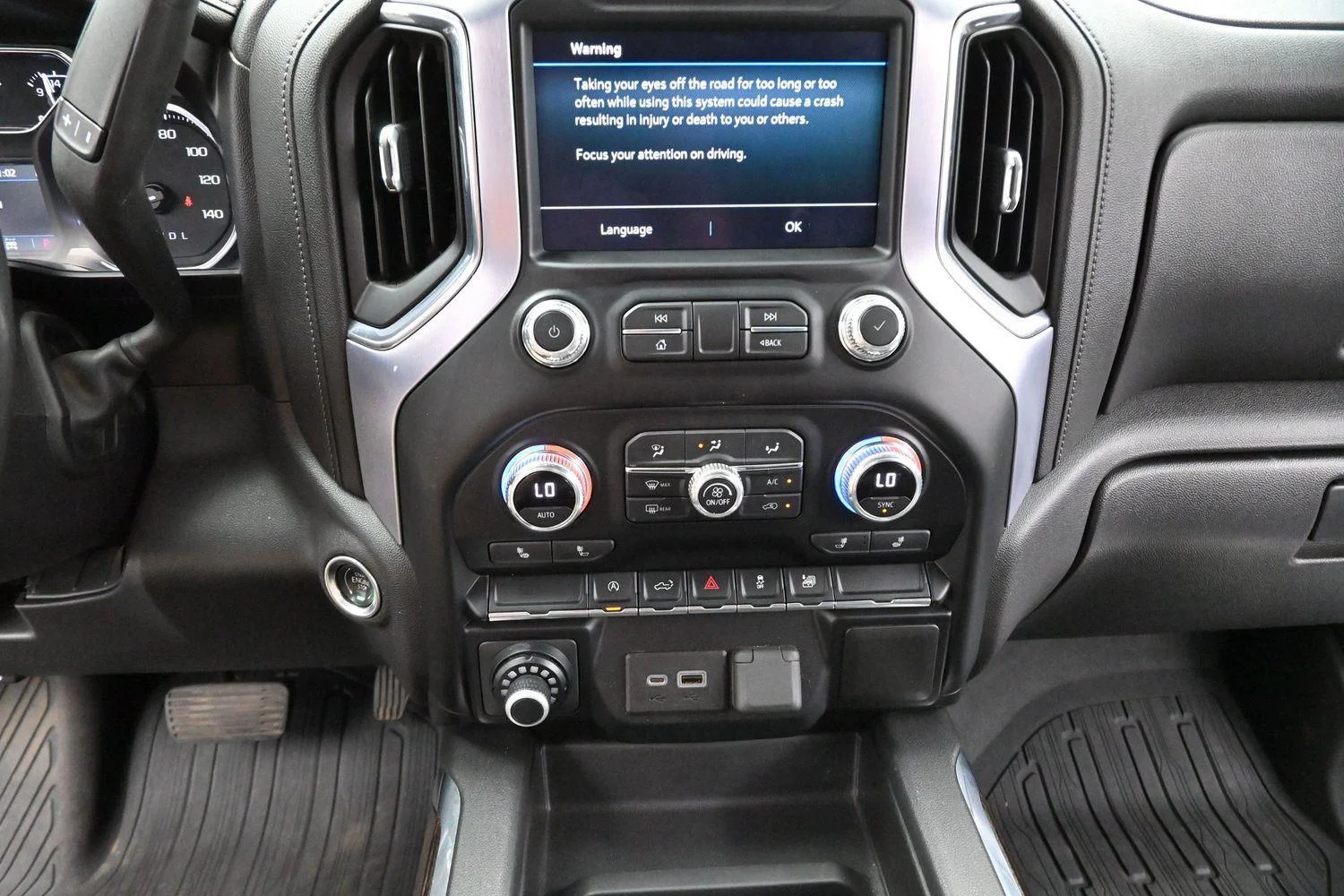 Used 2020 Onyx Black GMC Elevation image 21