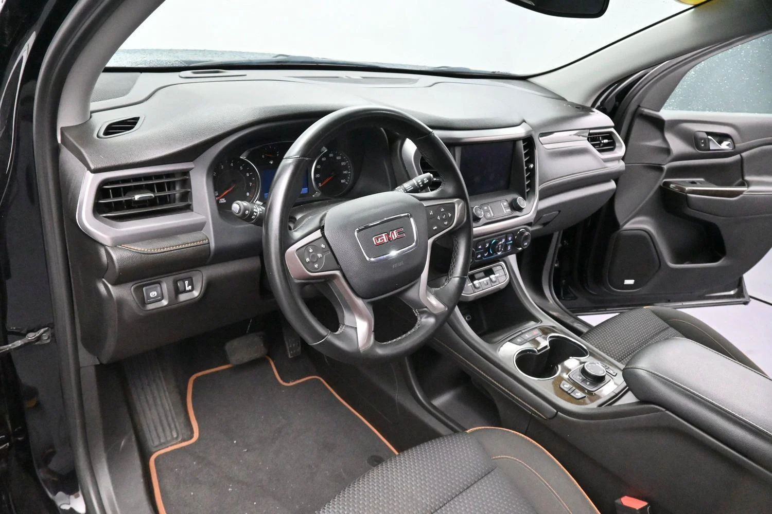 Used 2023 Ebony Twilight Metallic GMC AT4 image 18