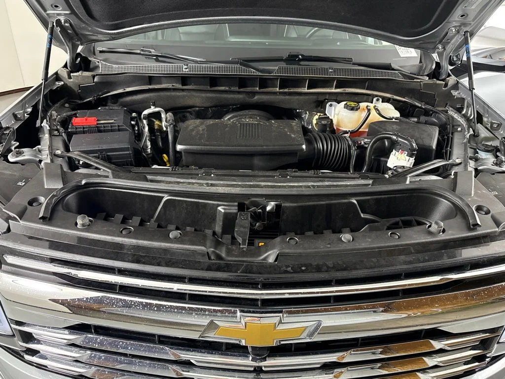 Used 2025 Gray Chevrolet Premier image 50