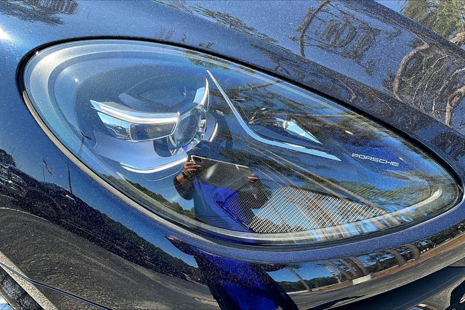 Used 2021 Night Blue Metallic Porsche  image 28