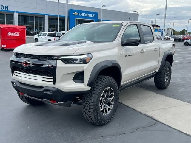 2026 Chevrolet Colorado ZR2 - Photo 12